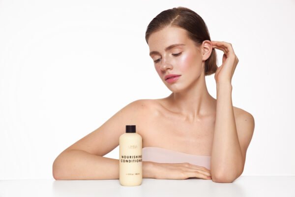Limba Cosmetics Nourishing Conditioner, 300 ml - Afbeelding 3